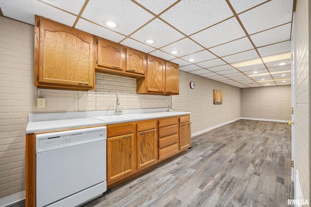 1201 LINDEN Street, Morton, IL 61550