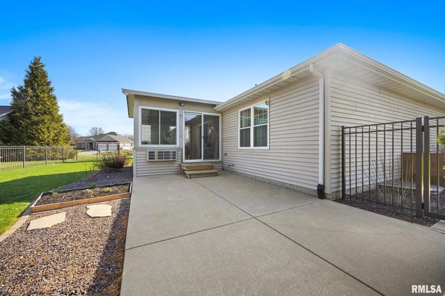 1201 LINDEN Street, Morton, IL 61550