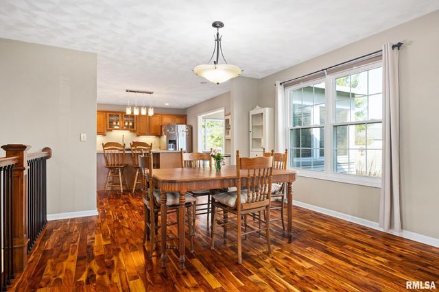 1201 LINDEN Street, Morton, IL 61550