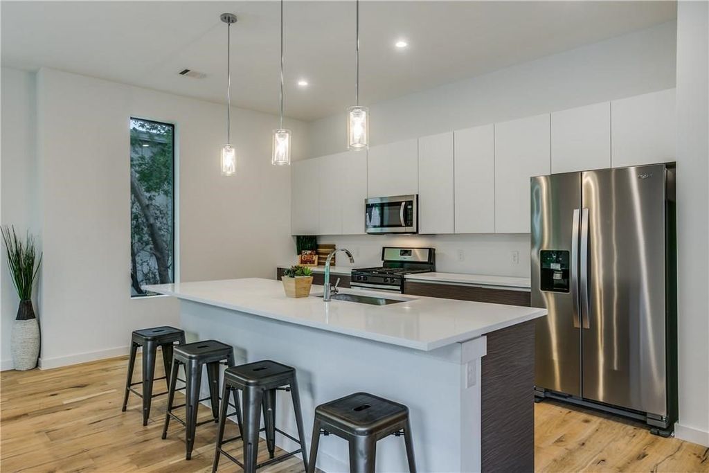 2619 Kimsey Drive 101, Dallas, TX 75235