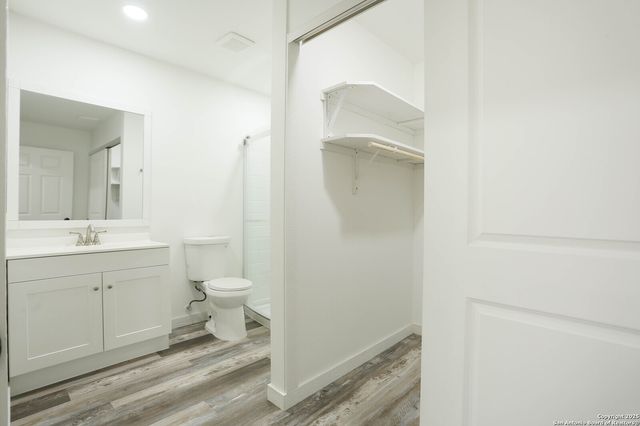 562 Kendalia, San Antonio, TX 78221