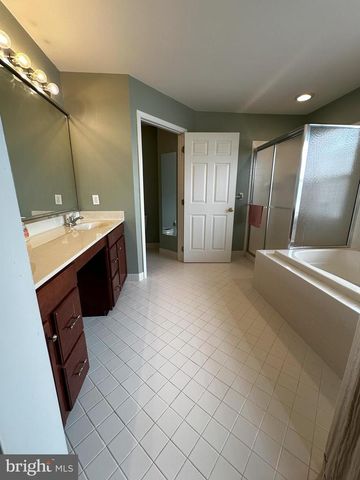 147 FRINGETREE DR, West Chester, PA 19380