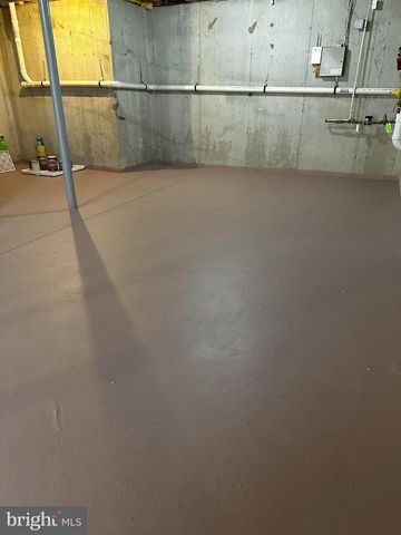 147 FRINGETREE DR, West Chester, PA 19380