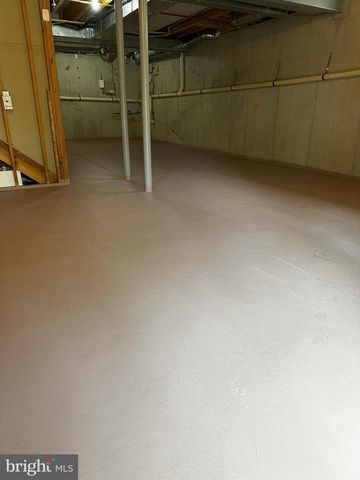 147 FRINGETREE DR, West Chester, PA 19380