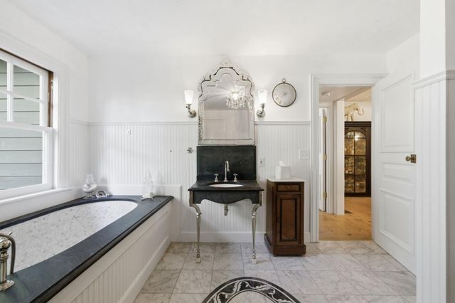 133 Russell Avenue, Portola Valley, CA 94028