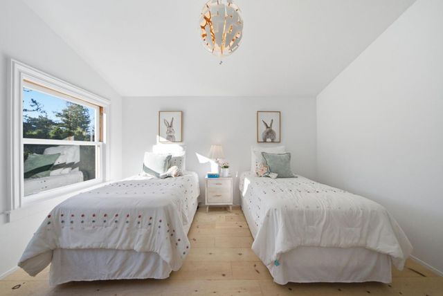 133 Russell Avenue, Portola Valley, CA 94028