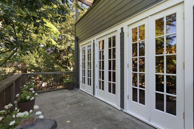 133 Russell Avenue, Portola Valley, CA 94028