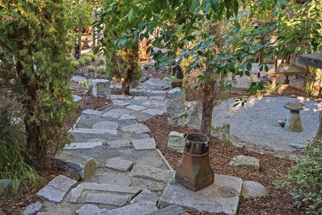 133 Russell Avenue, Portola Valley, CA 94028