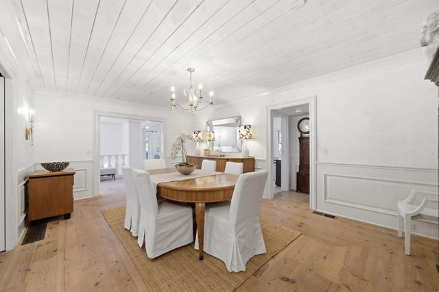 133 Russell Avenue, Portola Valley, CA 94028