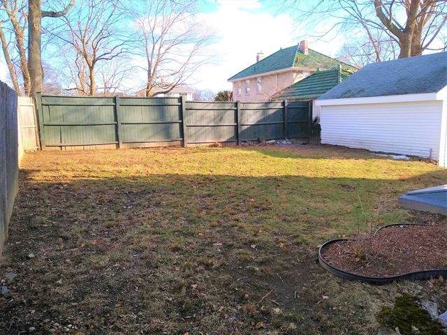 7 Grand St 0, Reading, MA 01867