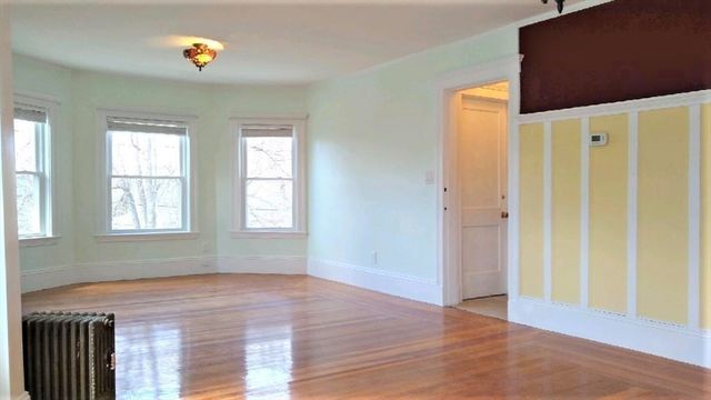 7 Grand St 0, Reading, MA 01867