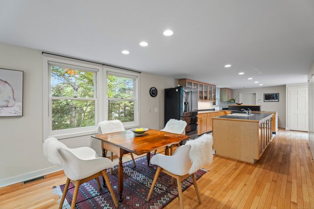133 Blake Road, Hamden, CT 06517