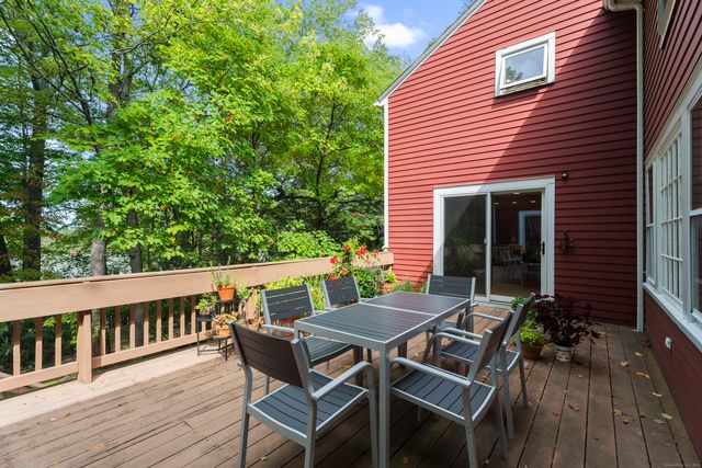 133 Blake Road, Hamden, CT 06517
