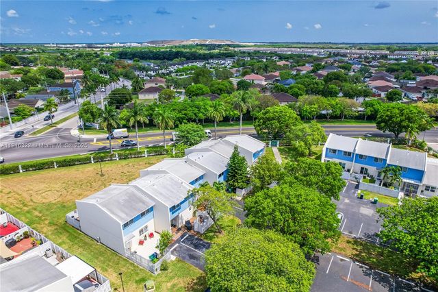 22315 SW 103rd Ave, Cutler Bay, FL 33190