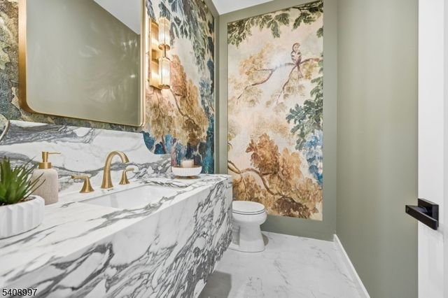 47 Afton Dr, Florham Park Boro, NJ 07932