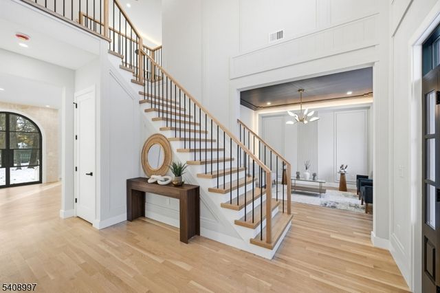 47 Afton Dr, Florham Park Boro, NJ 07932