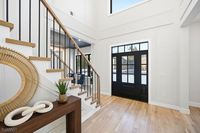 47 Afton Dr, Florham Park Boro, NJ 07932