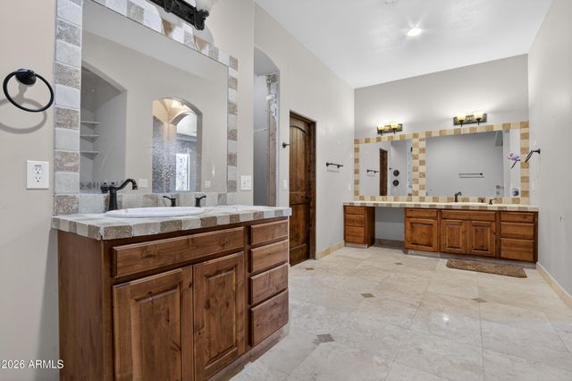 5580 E 10TH Avenue, Apache Junction, AZ 85119