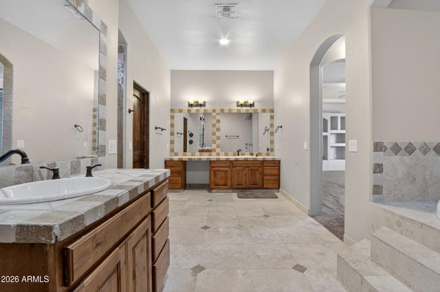 5580 E 10TH Avenue, Apache Junction, AZ 85119