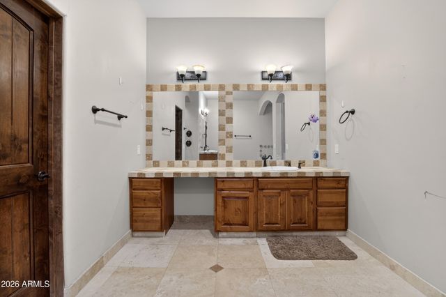 5580 E 10TH Avenue, Apache Junction, AZ 85119