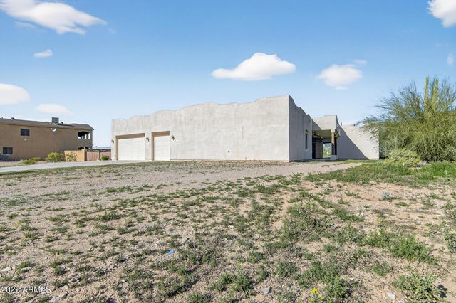 5580 E 10TH Avenue, Apache Junction, AZ 85119