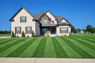 1917 Rhonda Dr, Christiana, TN 37037