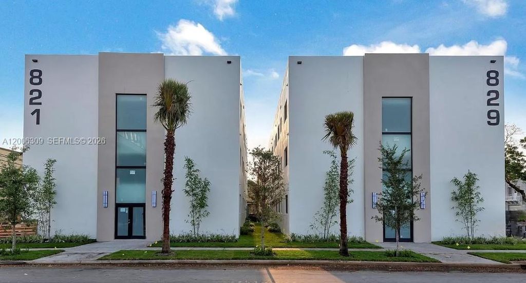 821 SW 18th Ave 205, Miami, FL 33135