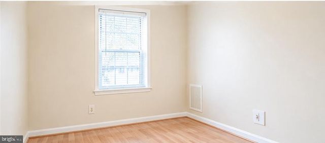 2406 LAURETTA AVE, Baltimore, MD 21223