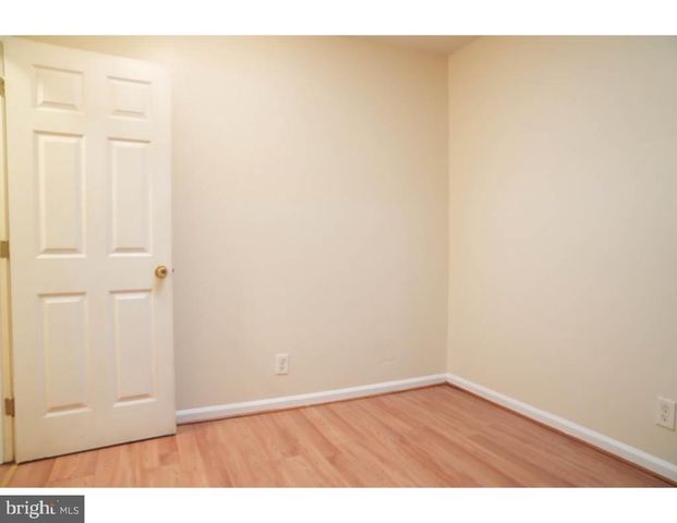 2406 LAURETTA AVE, Baltimore, MD 21223