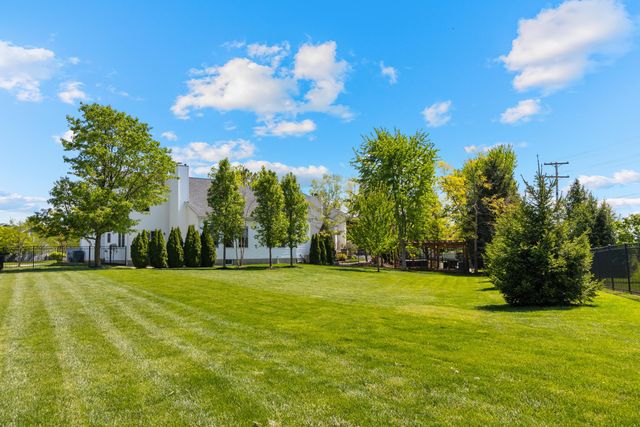 6082 Manshire Court, Galloway, OH 43119