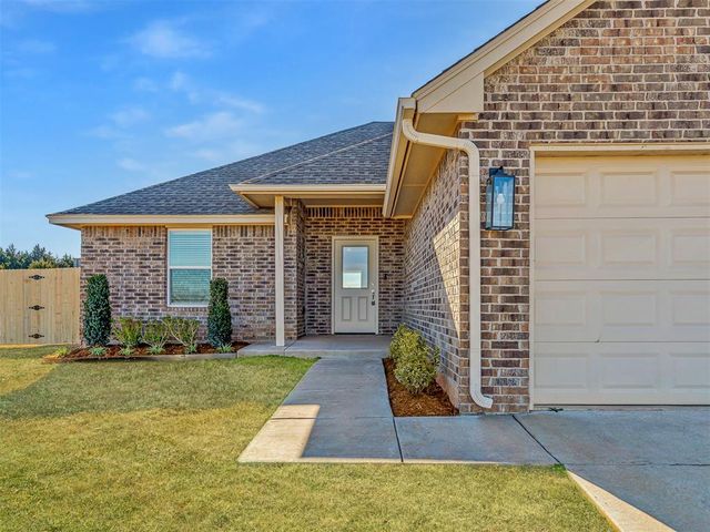 9757 Country Side Lane, Guthrie, OK 73044
