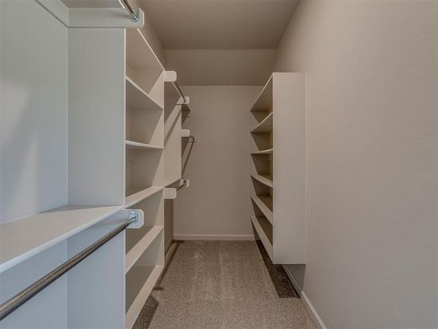 9757 Country Side Lane, Guthrie, OK 73044