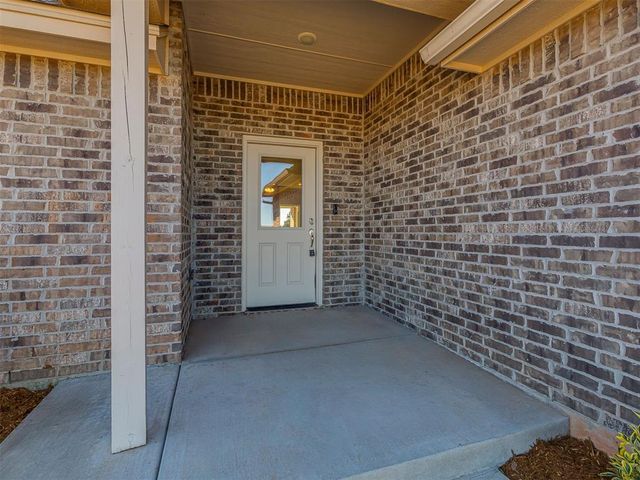 9757 Country Side Lane, Guthrie, OK 73044