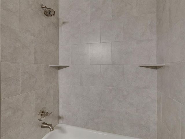 9757 Country Side Lane, Guthrie, OK 73044