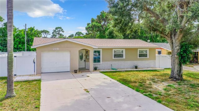 2918 46TH AVENUE S, St Petersburg, FL 33712