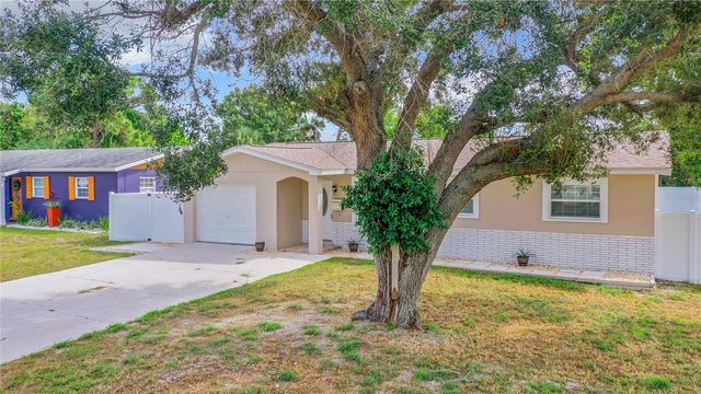 2918 46TH AVENUE S, St Petersburg, FL 33712