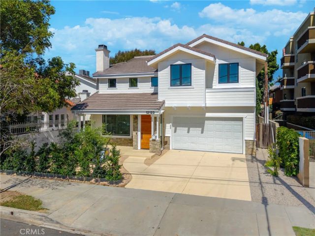 12123 Iowa, Los Angeles, CA 90025