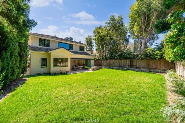 12123 Iowa, Los Angeles, CA 90025