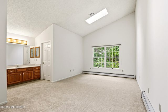 1925 Kwansan Court, Toms River, NJ 08755