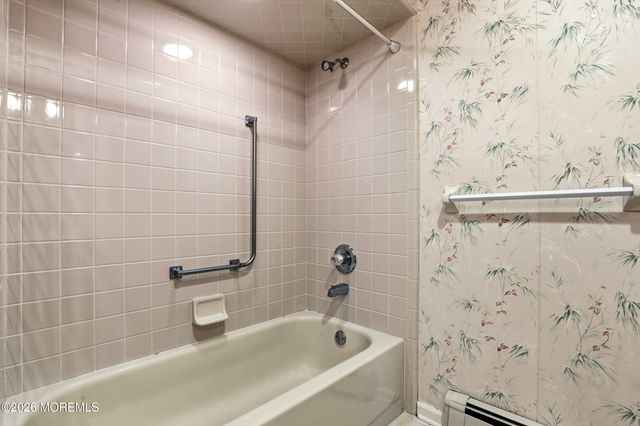 1925 Kwansan Court, Toms River, NJ 08755
