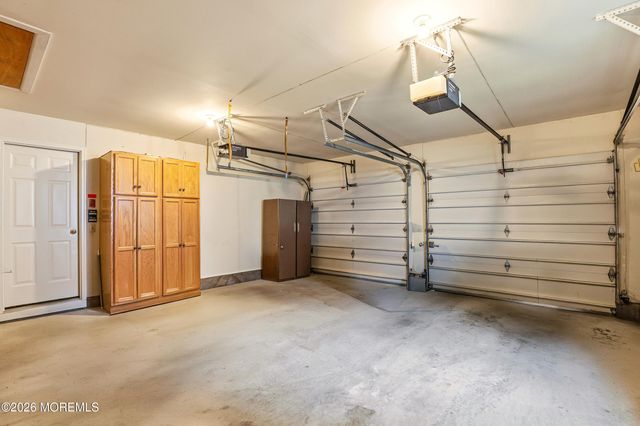 1925 Kwansan Court, Toms River, NJ 08755