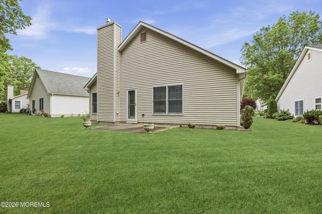 1925 Kwansan Court, Toms River, NJ 08755