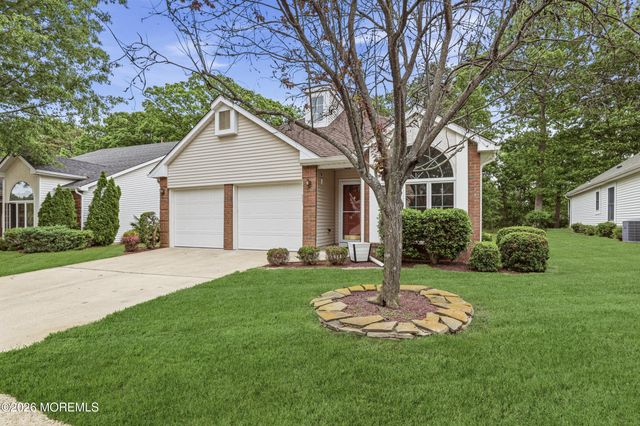1925 Kwansan Court, Toms River, NJ 08755