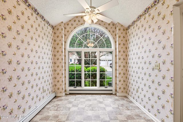 1925 Kwansan Court, Toms River, NJ 08755