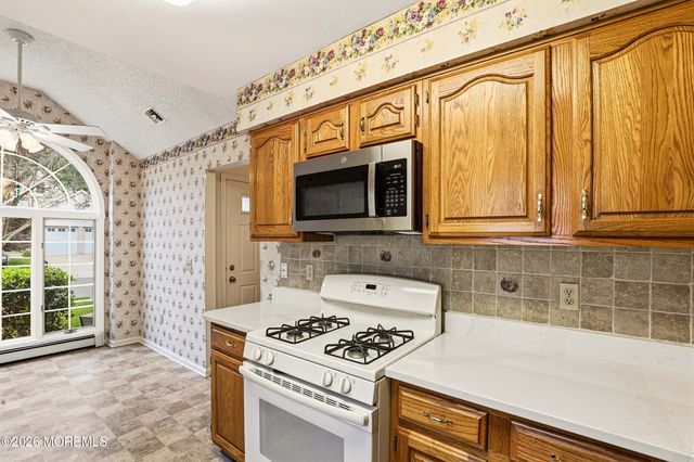 1925 Kwansan Court, Toms River, NJ 08755