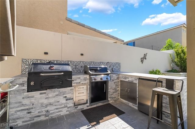 10145 Mystic Falls Drive, Las Vegas, NV 89141