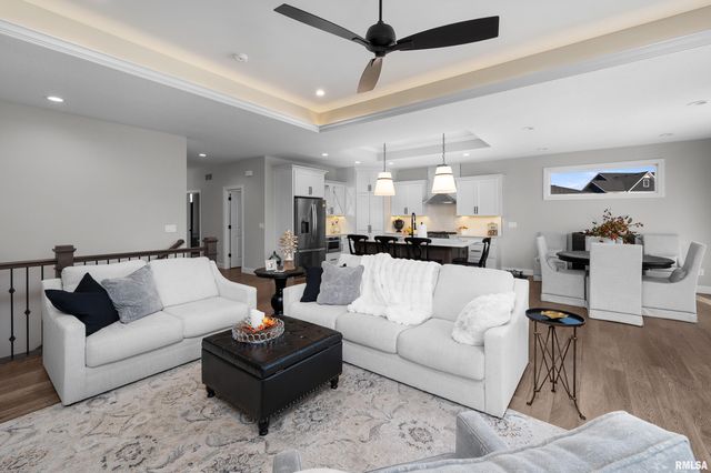 4345 PRESTWICK Court, Bettendorf, IA 52722