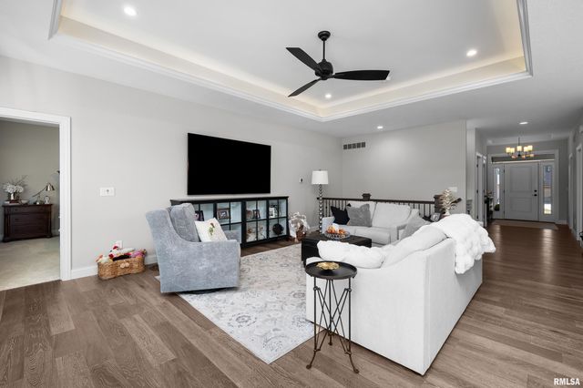 4345 PRESTWICK Court, Bettendorf, IA 52722