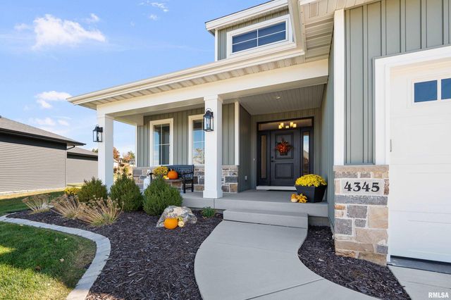 4345 PRESTWICK Court, Bettendorf, IA 52722