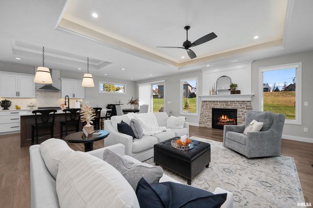 4345 PRESTWICK Court, Bettendorf, IA 52722